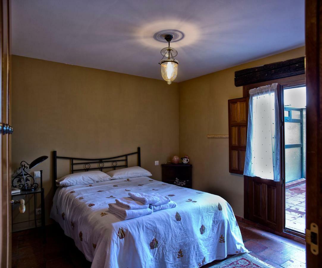 El Jardin De La Alegria Villa Zamarramala Luaran gambar